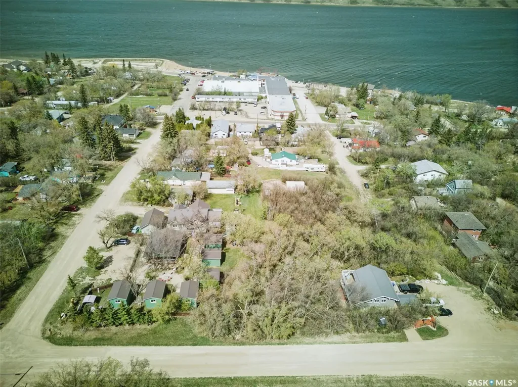 206 Regina Street Manitou Beach SK S0K 4T1