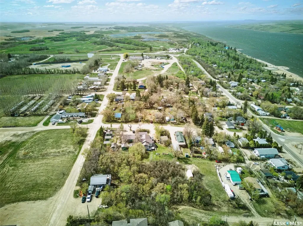 206 Regina Street Manitou Beach SK S0K 4T1