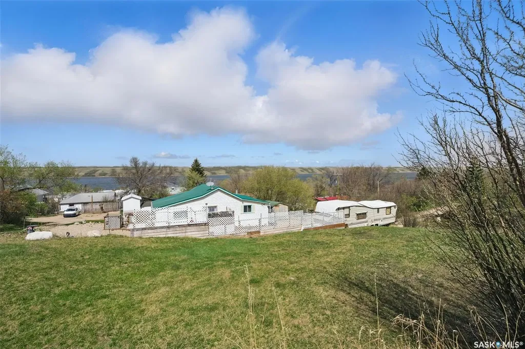 206 Regina Street Manitou Beach SK S0K 4T1