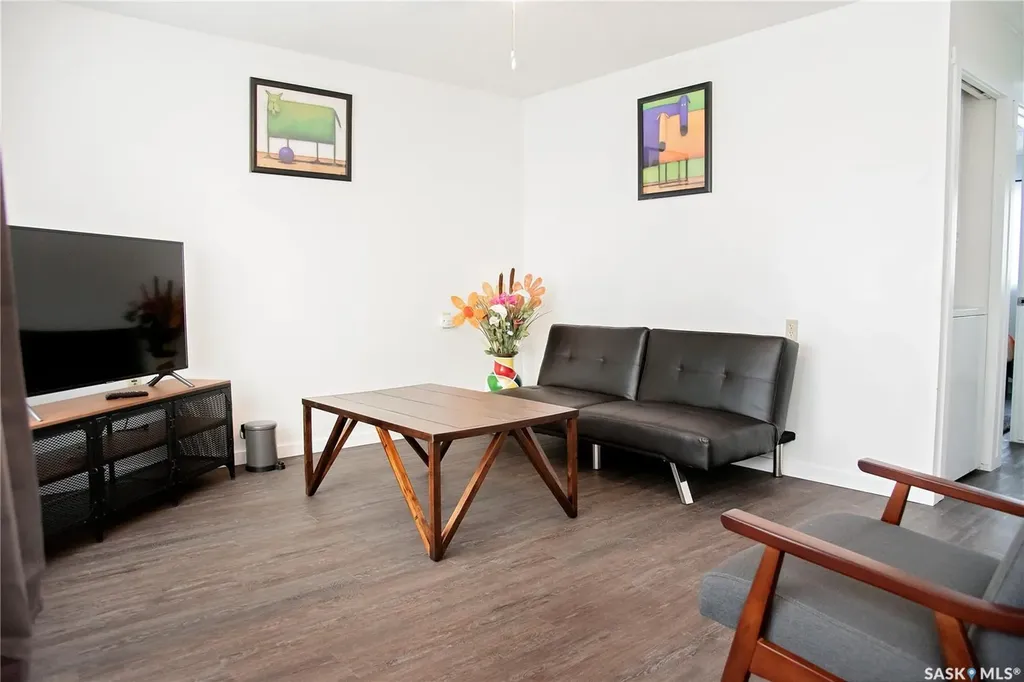 113-115 2nd Avenue NE Hodgeville SK S0H 2B0