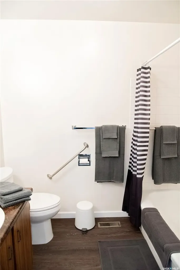 113-115 2nd Avenue NE Hodgeville SK S0H 2B0