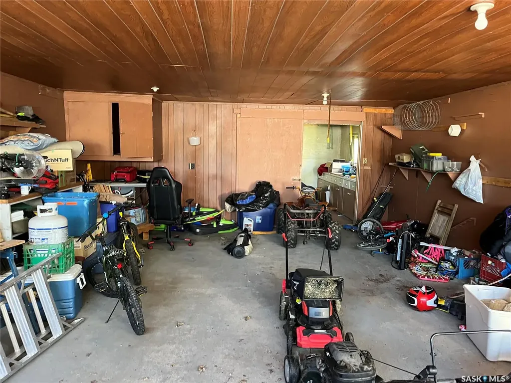 112 2nd Avenue W Gravelbourg SK S0H 1X0