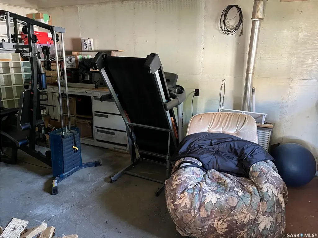 112 2nd Avenue W Gravelbourg SK S0H 1X0