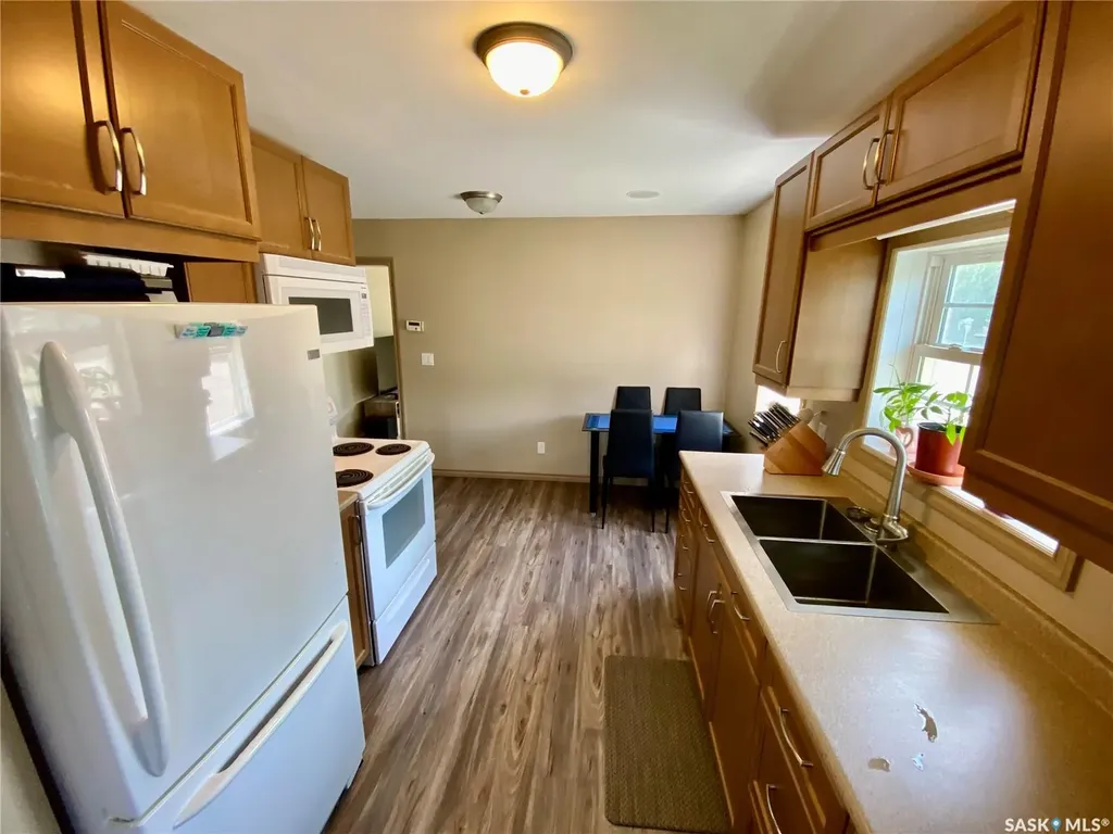 120 3rd Street W Carnduff SK S0C 0S0