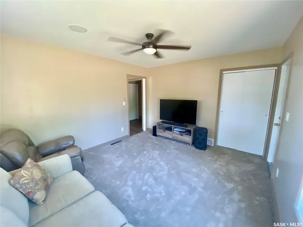 120 3rd Street W Carnduff SK S0C 0S0