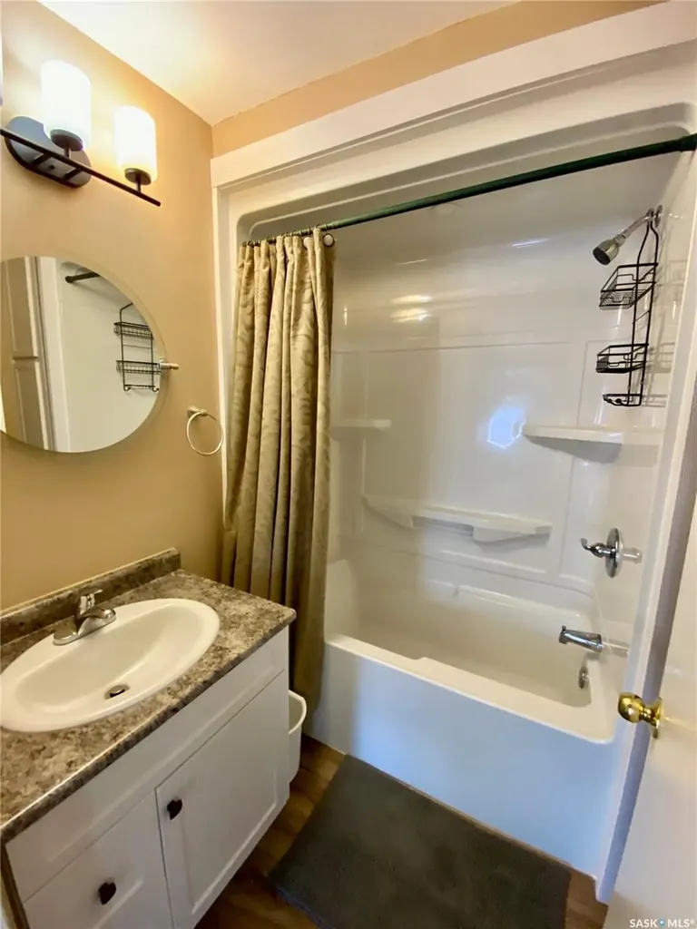 120 3rd Street W Carnduff SK S0C 0S0