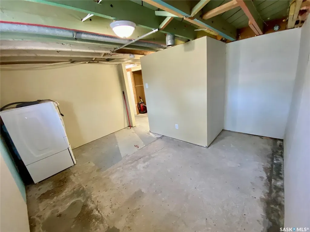 120 3rd Street W Carnduff SK S0C 0S0