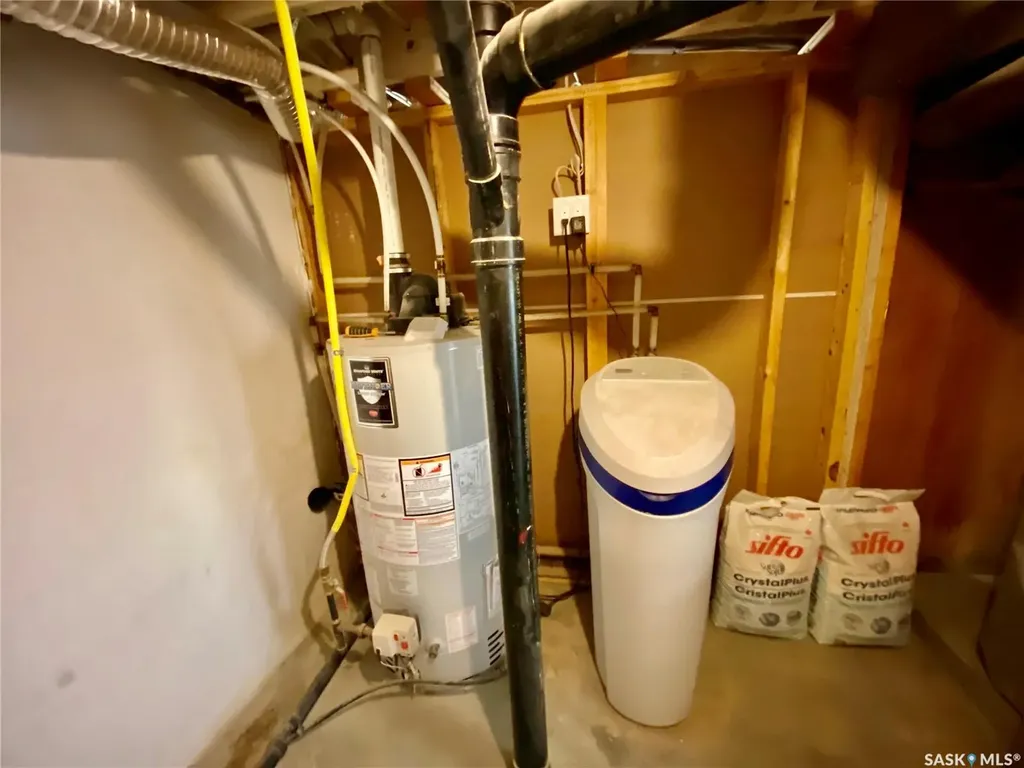 120 3rd Street W Carnduff SK S0C 0S0