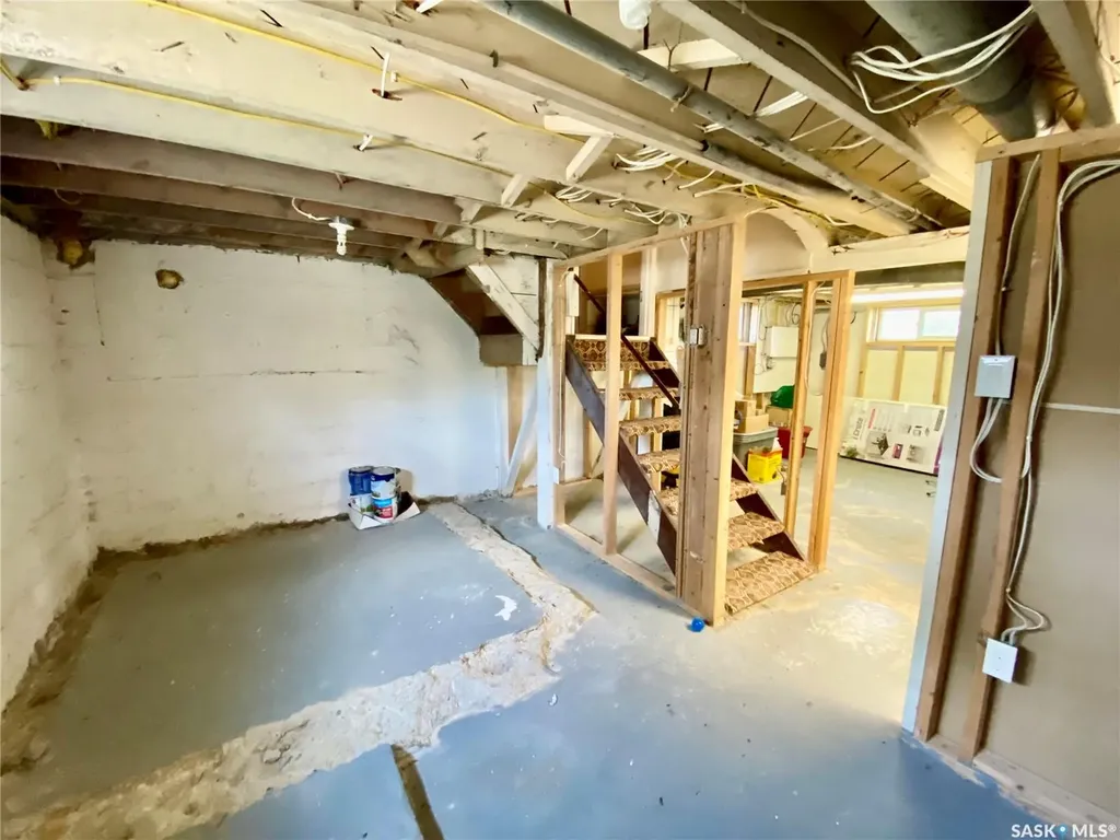 120 3rd Street W Carnduff SK S0C 0S0