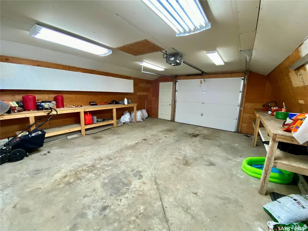 120 3rd Street W Carnduff SK S0C 0S0