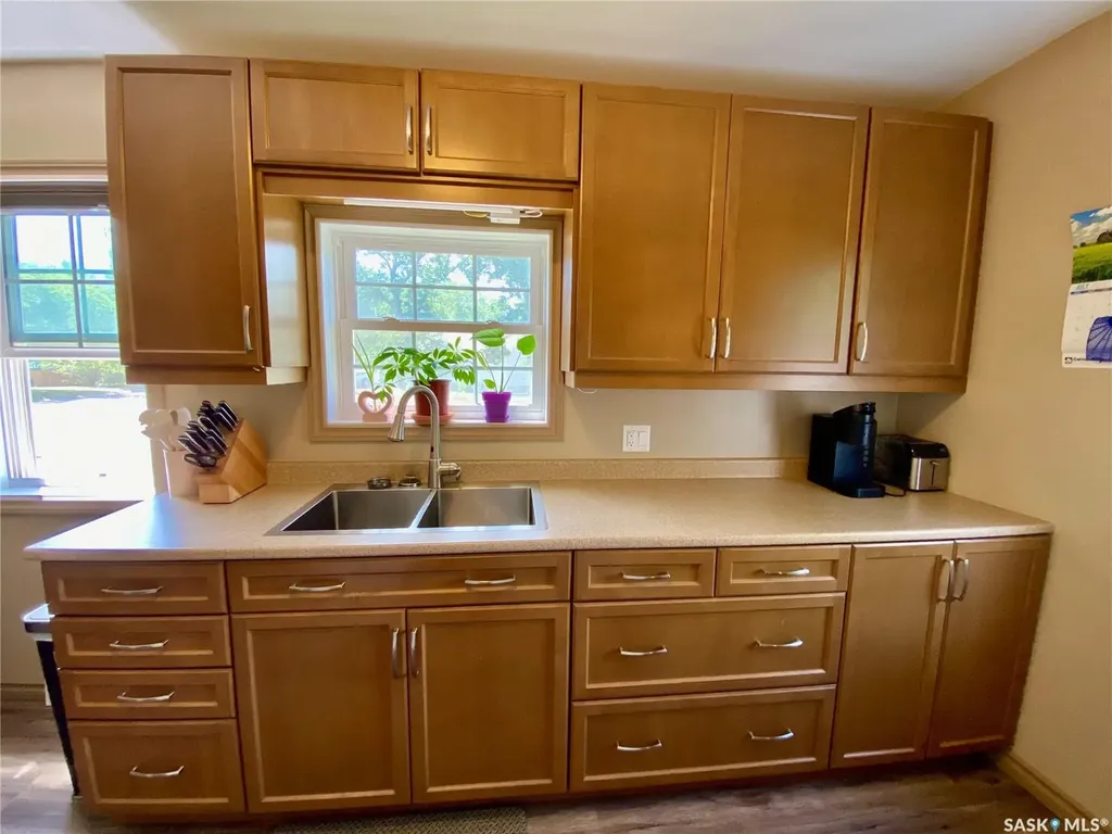 120 3rd Street W Carnduff SK S0C 0S0