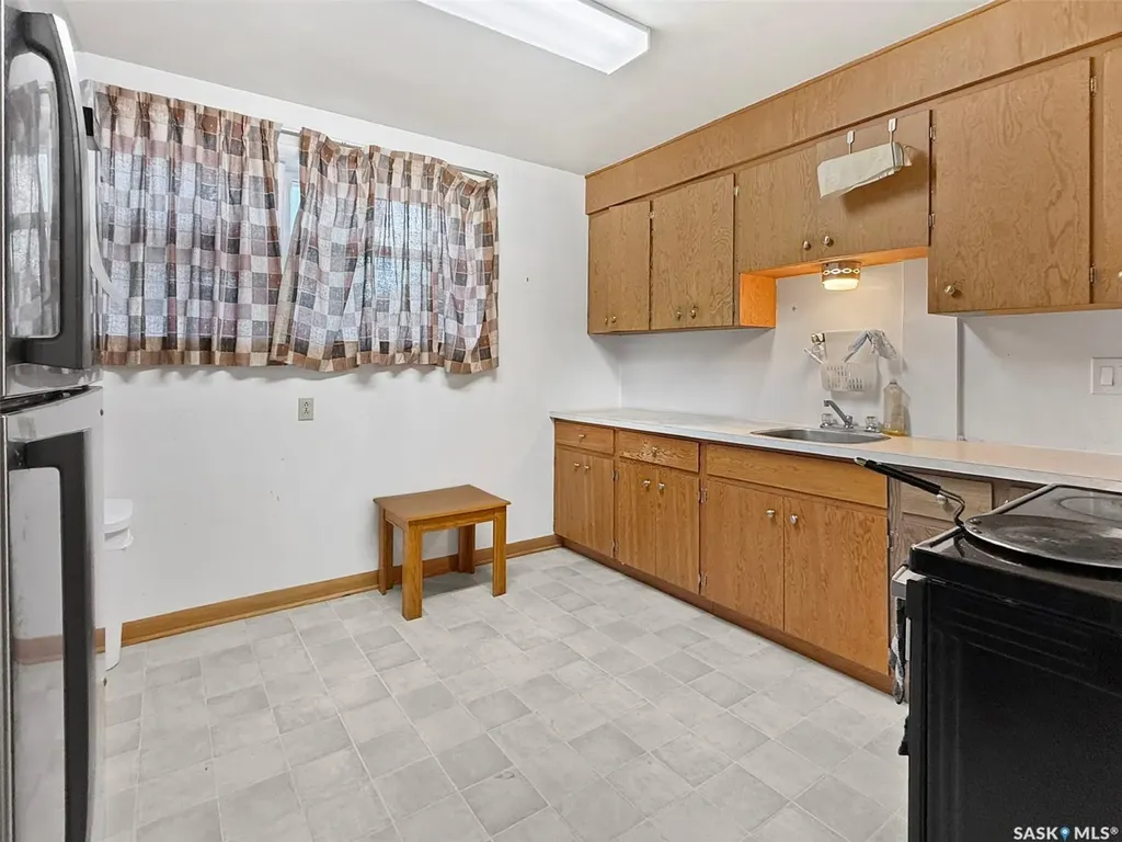 355 3rd Avenue SE Swift Current SK S9H 3K6