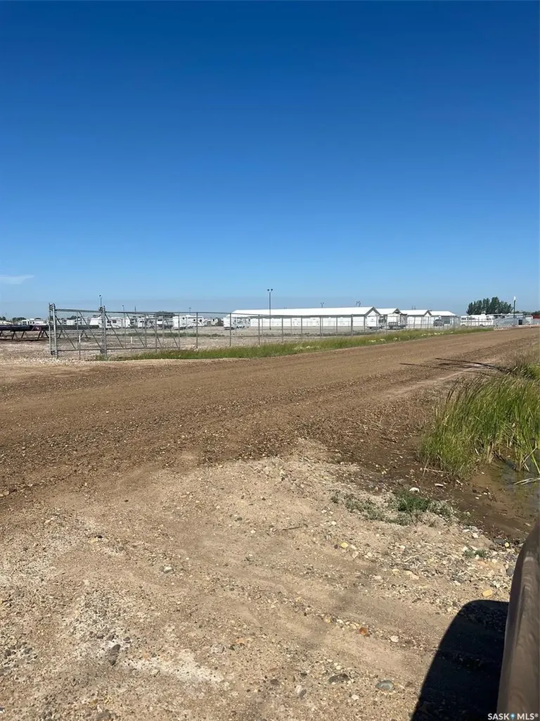 130 Lamoro Street Estevan Rm No. 5 SK S4A 2L7