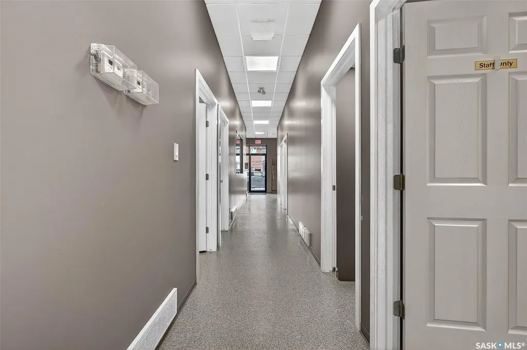 526 Main Street N Moose Jaw SK S6H 3K3