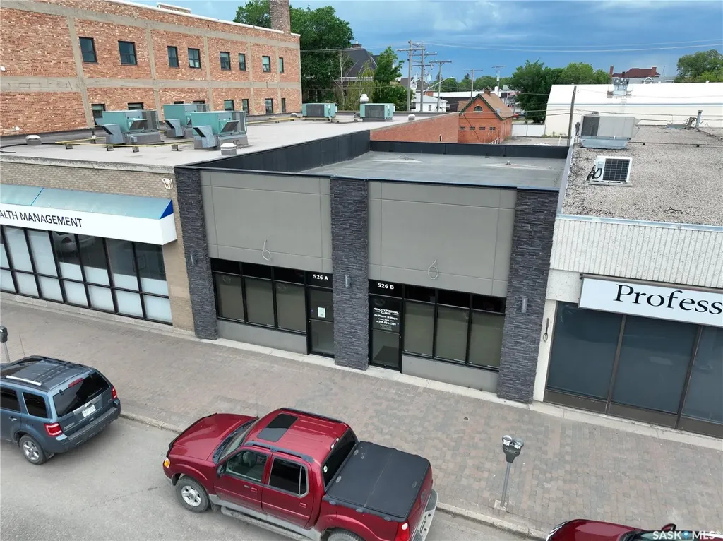 526 Main Street N Moose Jaw SK S6H 3K3