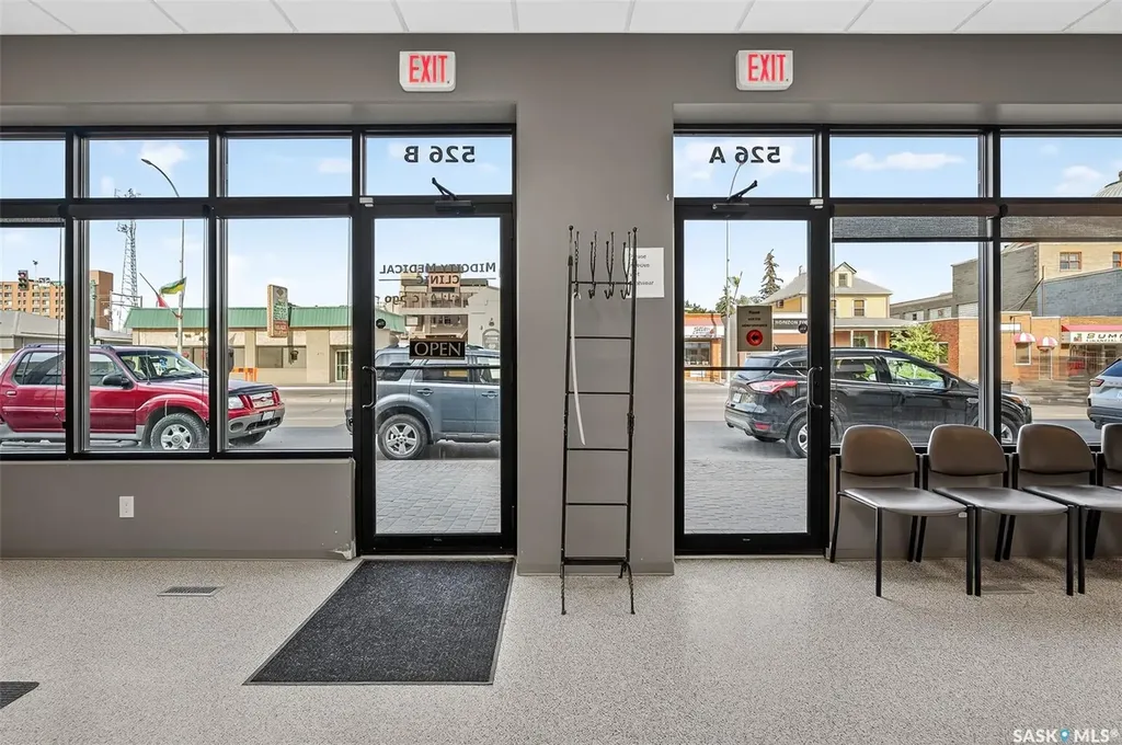 526 Main Street N Moose Jaw SK S6H 3K3