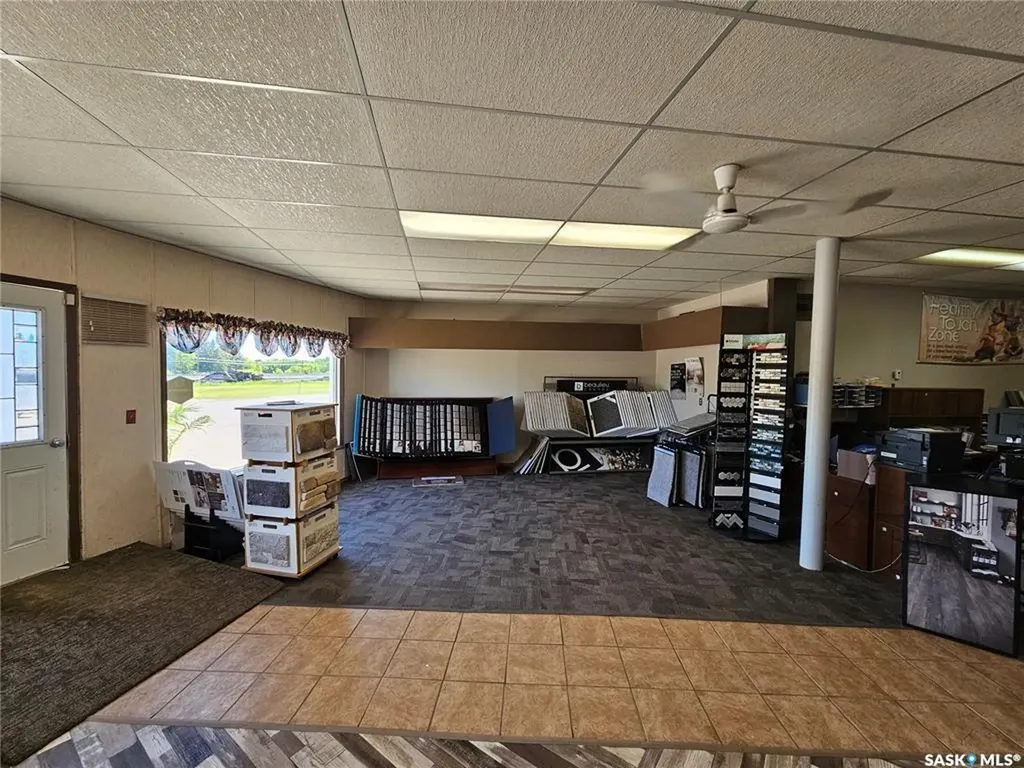 712 Railway Street Whitewood SK S0G 5C0
