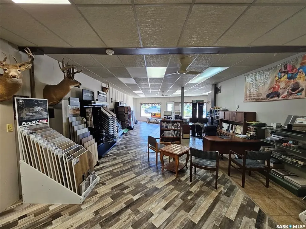712 Railway Street Whitewood SK S0G 5C0