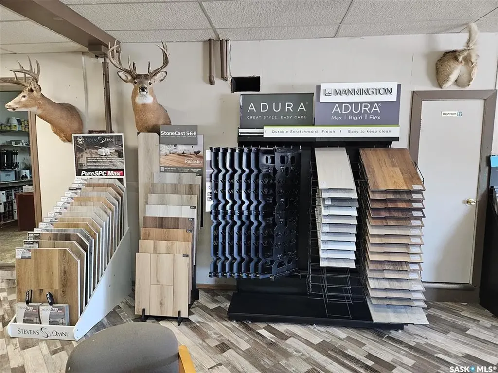 712 Railway Street Whitewood SK S0G 5C0