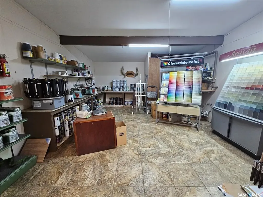 712 Railway Street Whitewood SK S0G 5C0