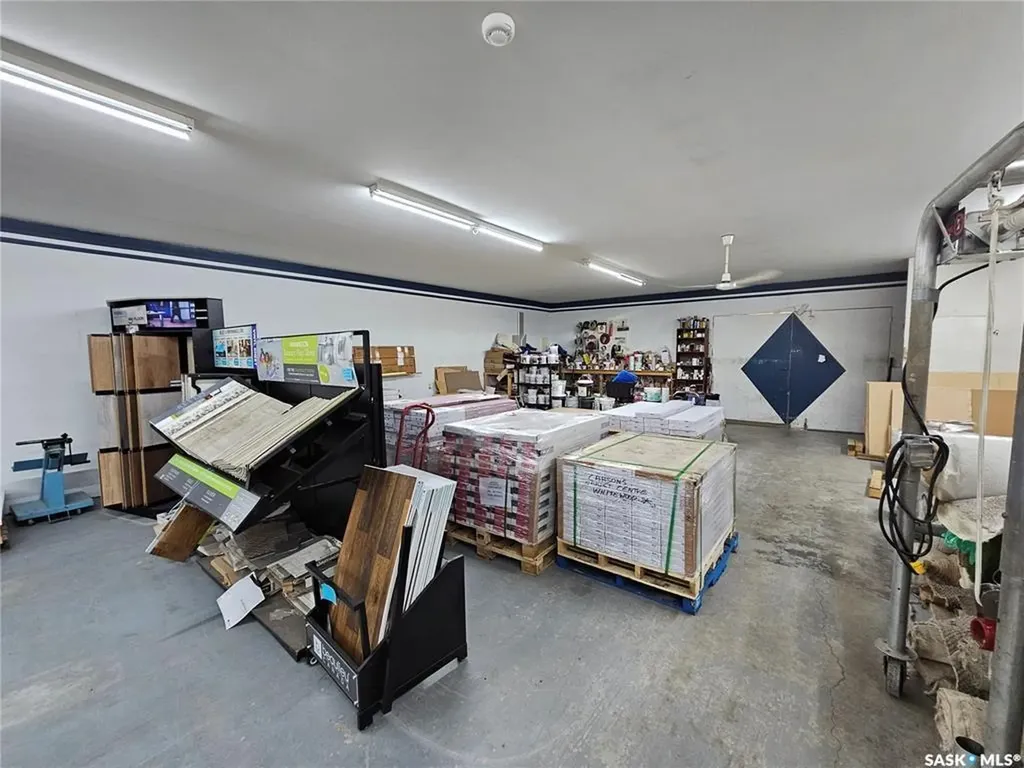 712 Railway Street Whitewood SK S0G 5C0