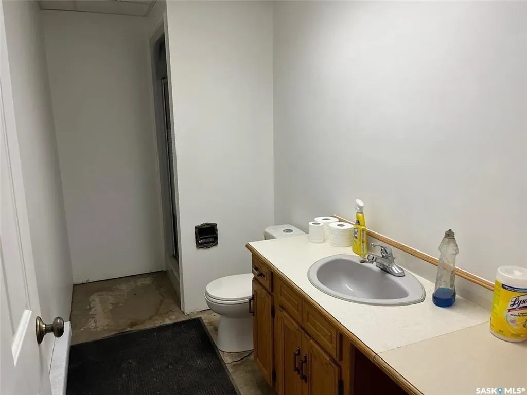518 6th Street Estevan SK S4A 2L7