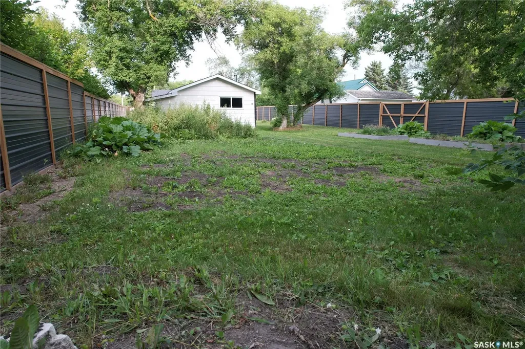 932 Lalonde Street Whitewood SK S0G 5C0