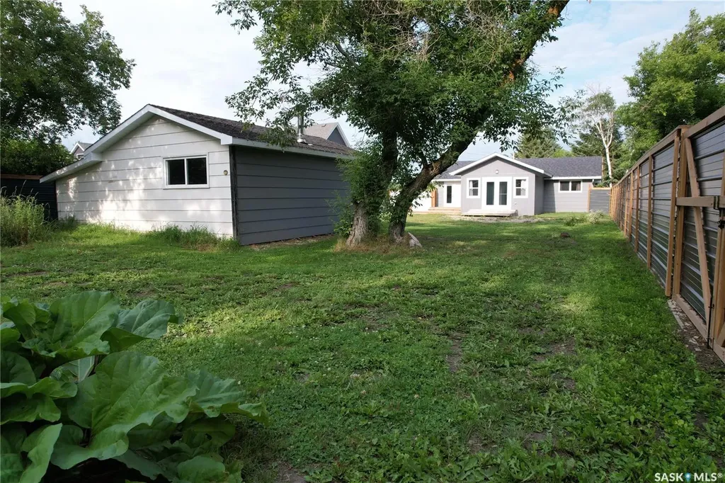 932 Lalonde Street Whitewood SK S0G 5C0