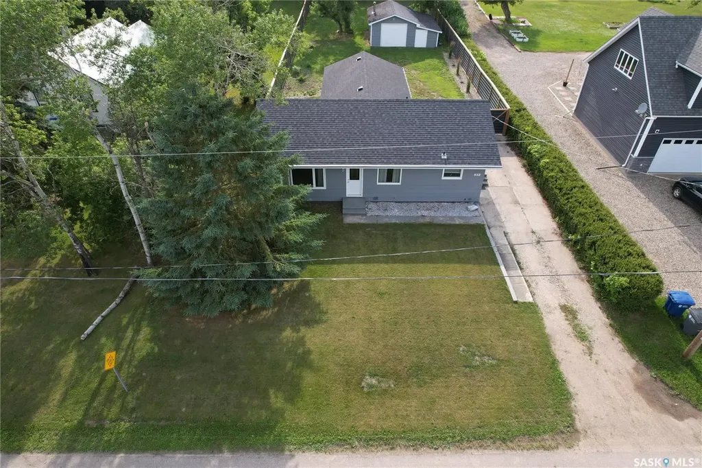 932 Lalonde Street Whitewood SK S0G 5C0