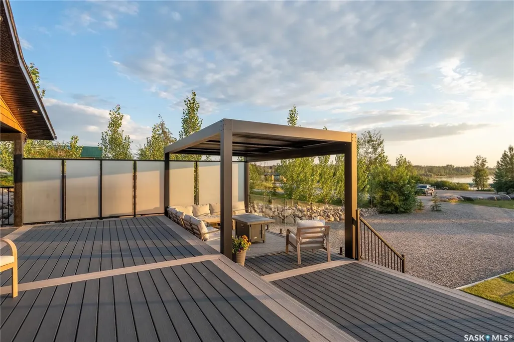 801 Spruce Street Goodsoil SK S0M 1A0