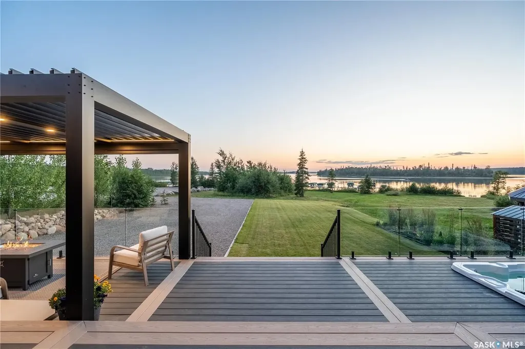 801 Spruce Street Goodsoil SK S0M 1A0