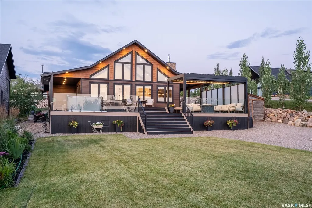 801 Spruce Street Goodsoil SK S0M 1A0