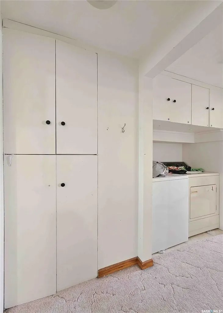 107 3rd Avenue W Elrose SK S0L 0Z0