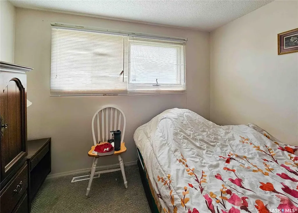 107 3rd Avenue W Elrose SK S0L 0Z0