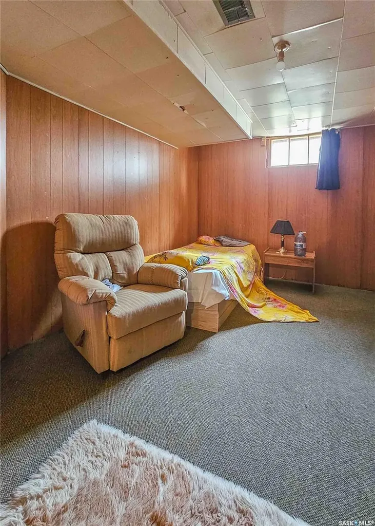 107 3rd Avenue W Elrose SK S0L 0Z0