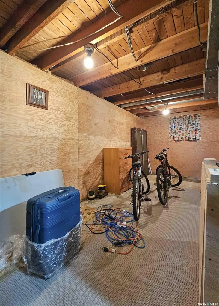 107 3rd Avenue W Elrose SK S0L 0Z0