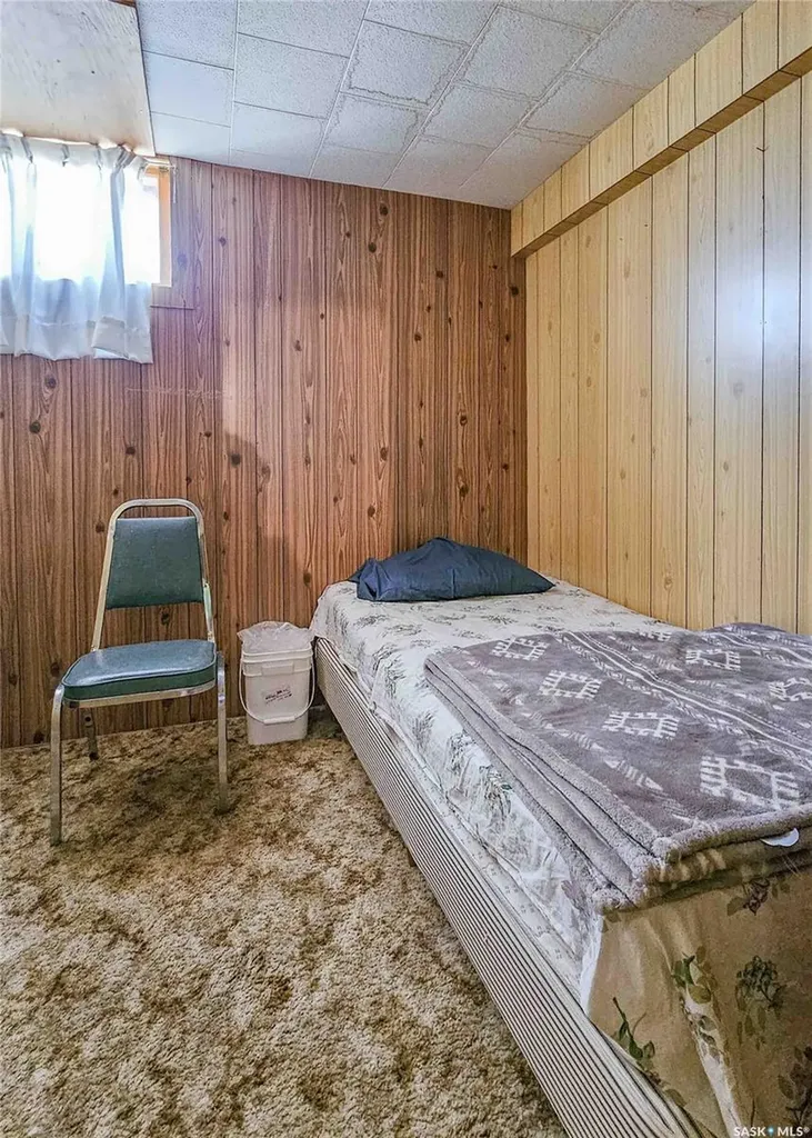 107 3rd Avenue W Elrose SK S0L 0Z0