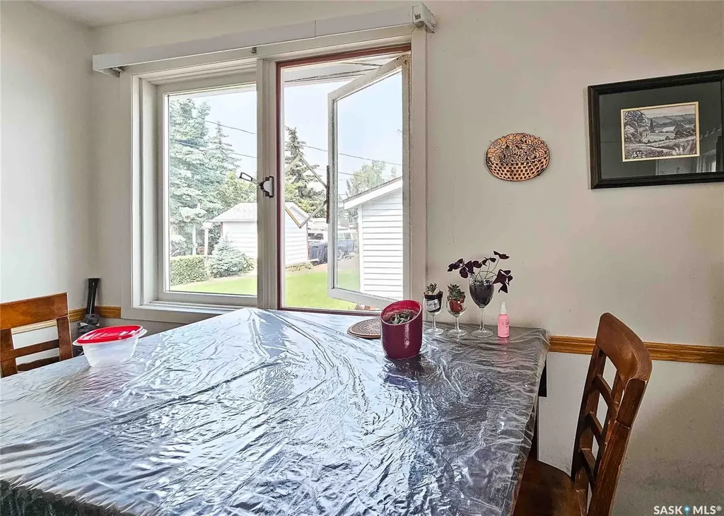 107 3rd Avenue W Elrose SK S0L 0Z0