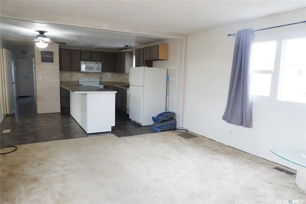 67 Sunrise Estates Assiniboia SK S0H 0B0