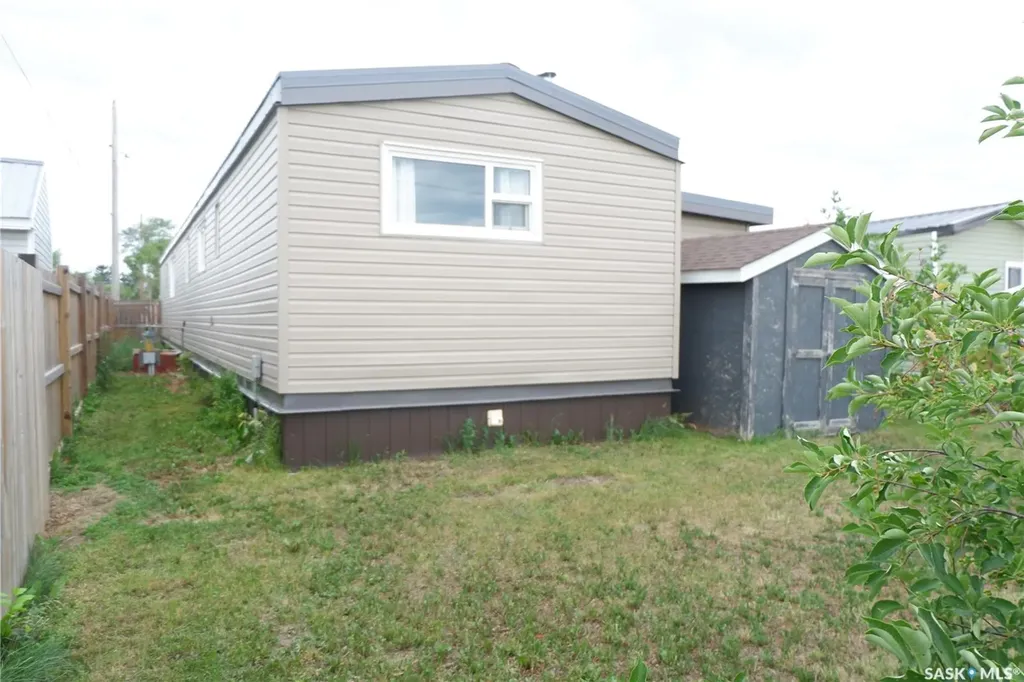 67 Sunrise Estates Assiniboia SK S0H 0B0