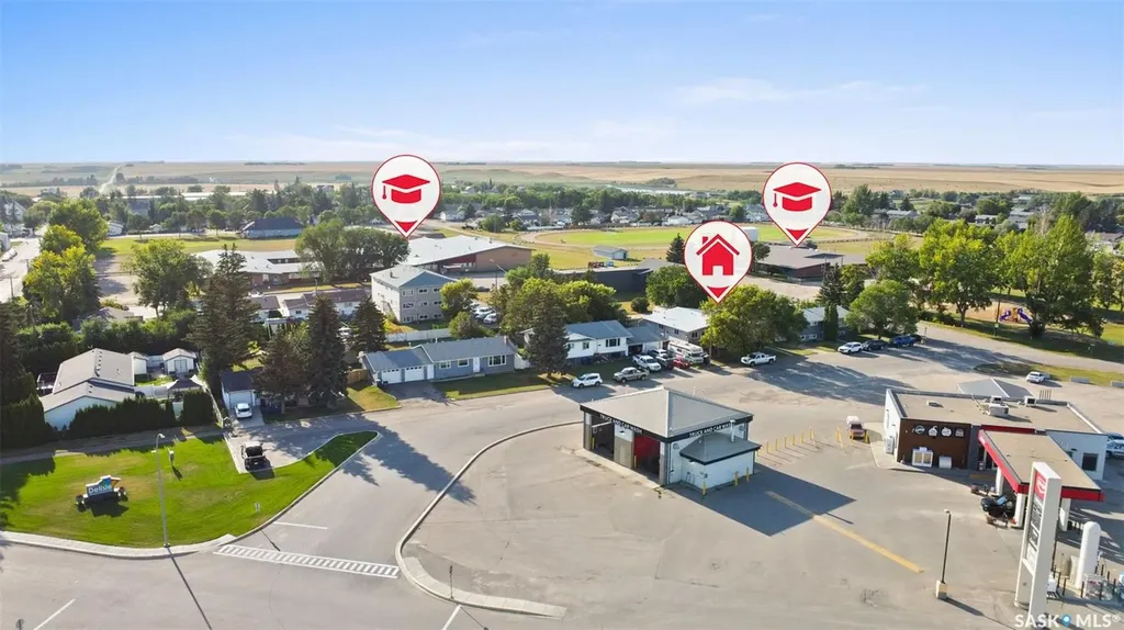 410 - 412 3rd Street E Delisle SK S0L 0P0