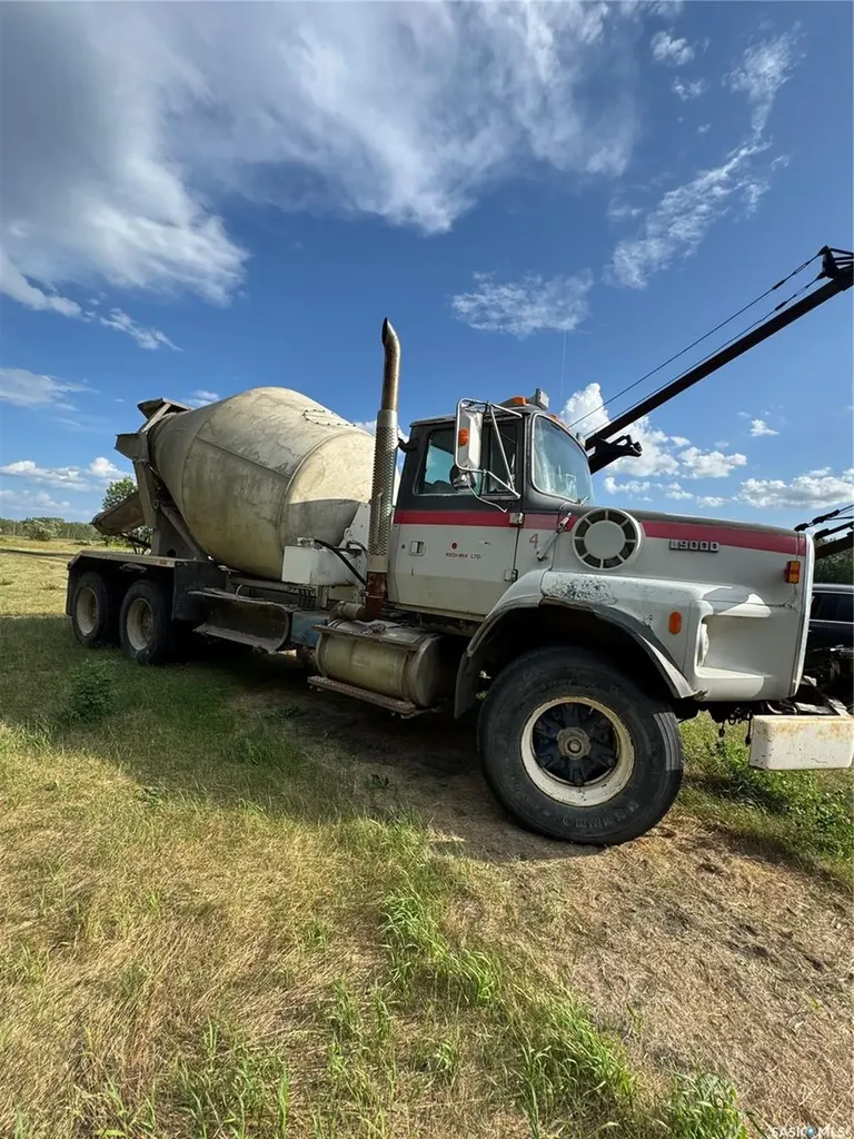 1124 Industrial Drive Hudson Bay SK S0E 0Y0