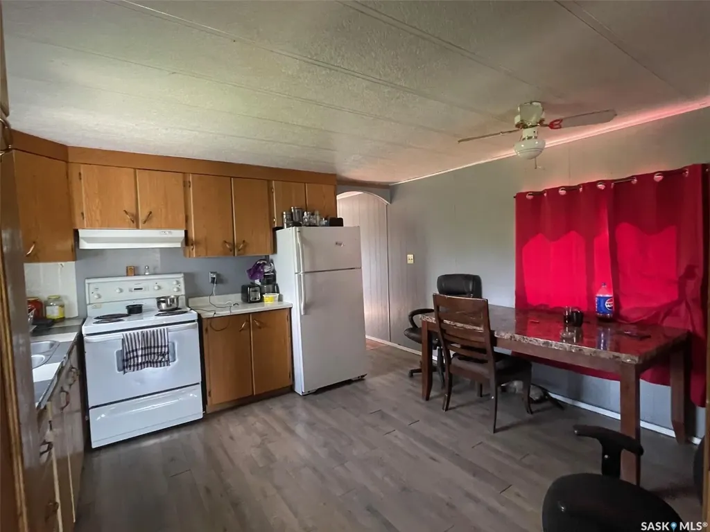 608 7th Street E Meadow Lake SK S9X 1J4