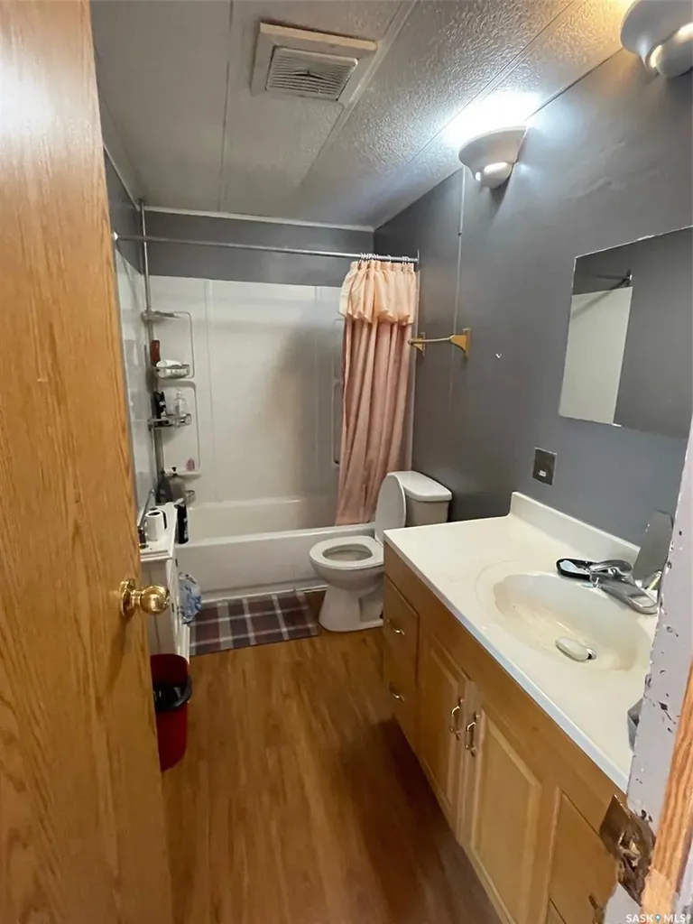 608 7th Street E Meadow Lake SK S9X 1J4