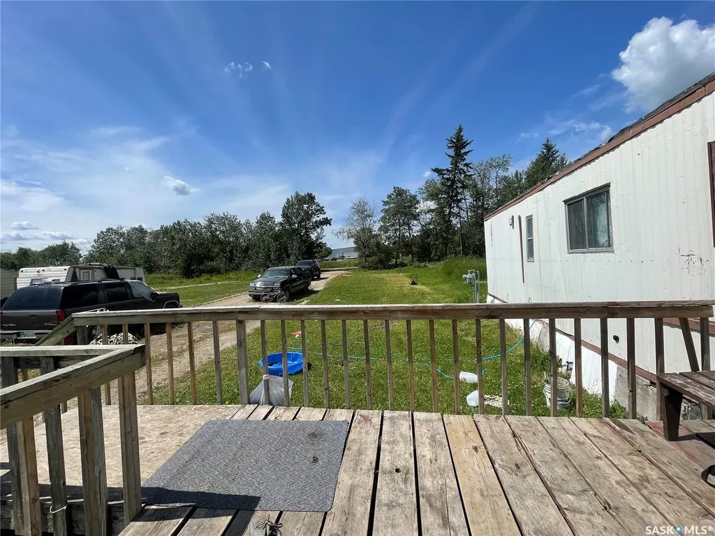 508 7th Street E Meadow Lake SK S9X 1J4