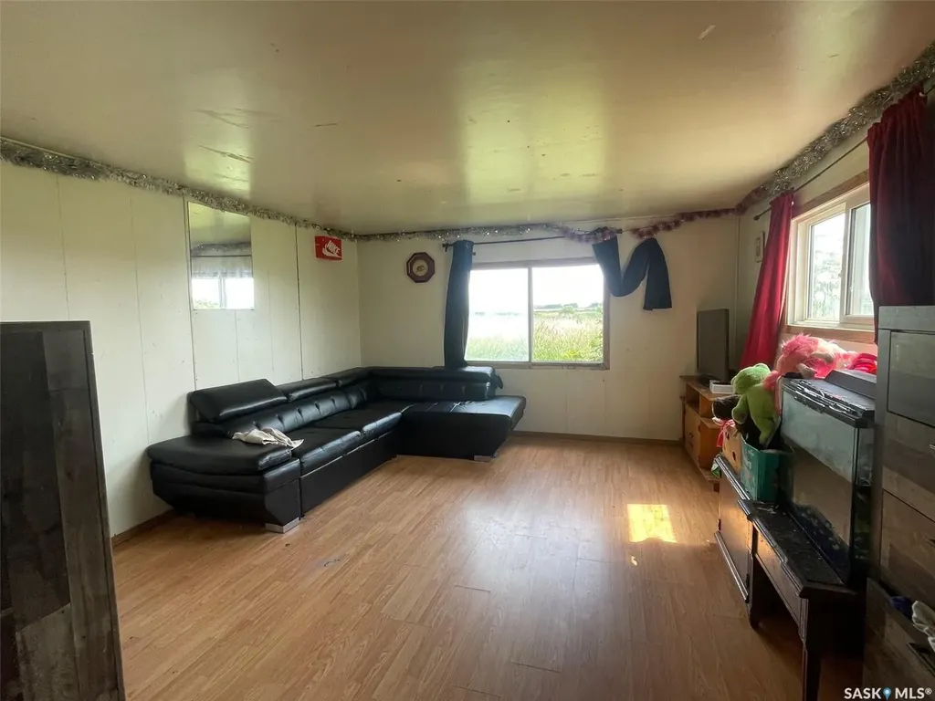 508 7th Street E Meadow Lake SK S9X 1J4