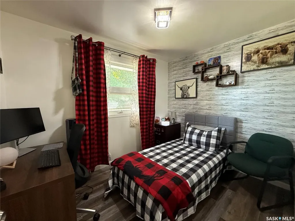 411 4th Avenue W Kindersley SK S0L 1S0