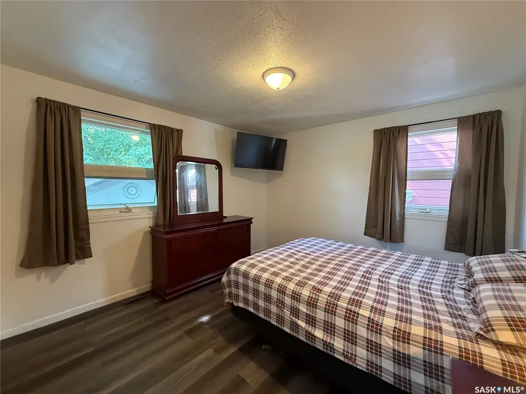 411 4th Avenue W Kindersley SK S0L 1S0