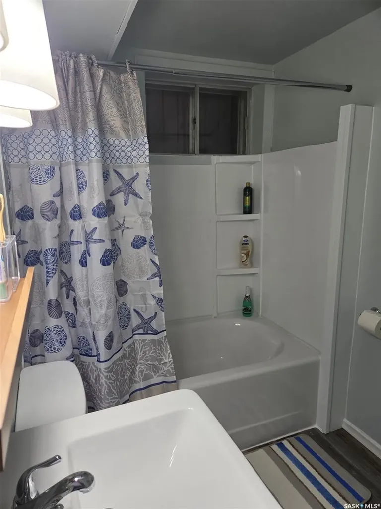 411 4th Avenue W Kindersley SK S0L 1S0