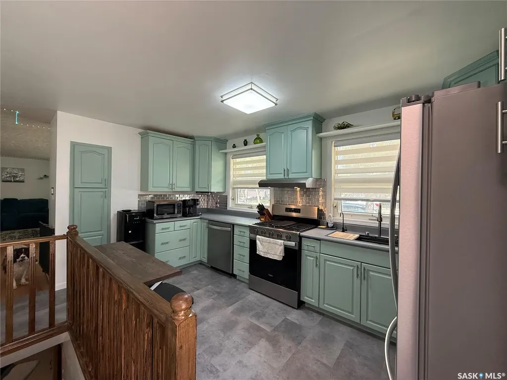 411 4th Avenue W Kindersley SK S0L 1S0